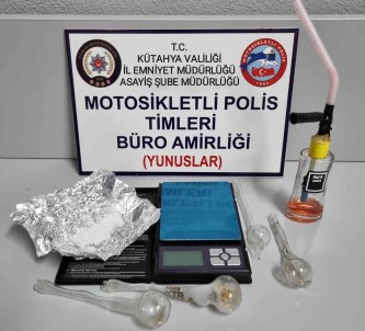 Kütahya'da Yunus Timlerinin Durdurdugu Araçta Uyusturucu Ele Geçirildi