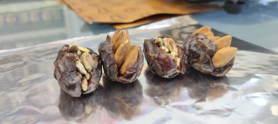 Ramazan Ayinin Gözdesi Hurmalar Tezgahlari Süslüyor