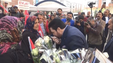 Agri Belediye Baskani Sayan, Evlat Nöbetindeki Ailelerle Bir Araya Geldi