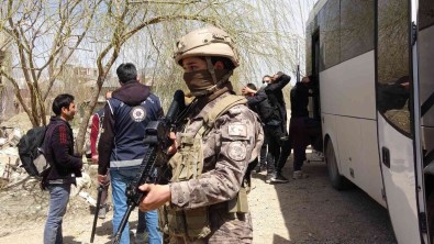 Van'da 35 Düzensiz Göçmen Yakalandi