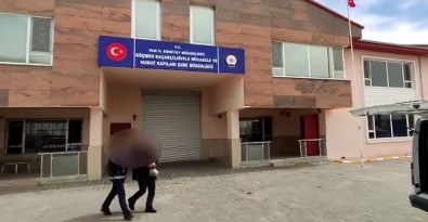 Van'da 5 Organizatör Tutuklandi