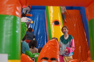 Bilecik'te 5 Bin Çocuk Gönüllerince Eglendi