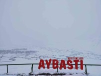 Bin 500 Rakimli Yaylada Kar Güzelligi Haberi