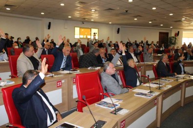 Büyüksehir'de 'Gergin' Rapor Görüsmesi