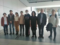 Matematik Olimpiyatinda Avrupa Ikincisi Olan Türk Ögrenciler Yurda Döndü