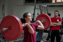 Minikler Türkiye Halter Sampiyonasi Basliyor