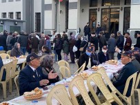 Ödemis Ilçe Emniyet Müdürlügü Iftar Yemegi Verdi