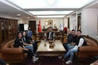 Sampiyon Sporcular Rektör Turgut Ile Bir Araya Geldi