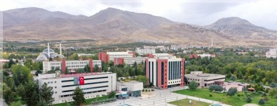 Ukrayna'daki Türk Ögrenciler Için Son Basvuru Tarihi Açiklamasi 15 Nisan