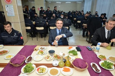 Vali Memis Açiklamasi Devletin Dini Adalettir