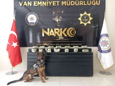 Van'da 15 Kilo 150 Gram Eroin Ele Geçirildi