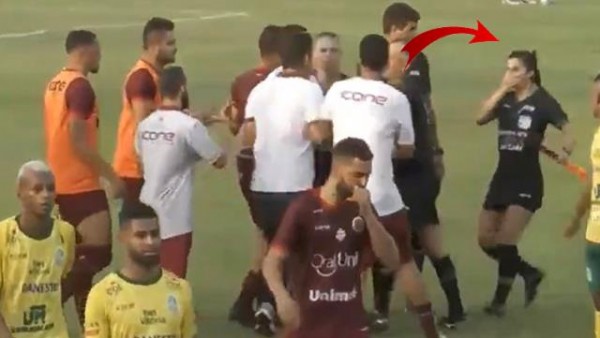Brezilya'da Teknik Direktör, Kadın Hakeme Kafa Attı