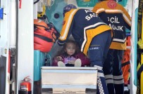 D-650'De Iki Otomobil Çarpisti Açiklamasi 1'I Çocuk 3 Yarali