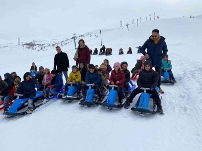 Güroymak Belediyesinden Egitime Destek