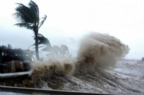 Megi yıktı geçti: Ölü sayısı 50'yi aştı
