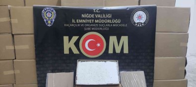 Nigde'de 4 Buçuk Milyon Adet Kaçak Makaron Ele Geçirildi