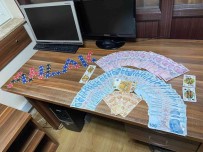 Antalya'da Isyerine Kumar Baskini