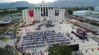 Dösemealti'nda 8 Mahallede Bin Kisilik Iftar Sofrasi
