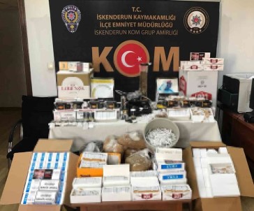 Hatay'da Kaçak Makaron Ve Tütün Operasyonu
