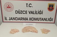 Süphe Üzerine Durdurulan Araçtan 3 Bin 150 Lira Sahte Para Çikti