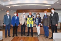 Vali Elban'a 01 Numarali Fenerbahçe Formasi