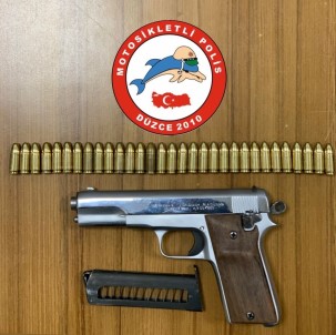 Düzce'de Aranan 5 Süpheli Tutuklandi