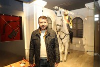 Esi Benzeri Yok, Açilmadan Yaklasik 500 Bin Kisi Ziyaret Etti