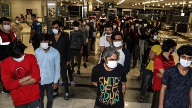 İçişleri Bakanlığı: 21 bin 87 düzensiz göçmen sınır dışı edildi