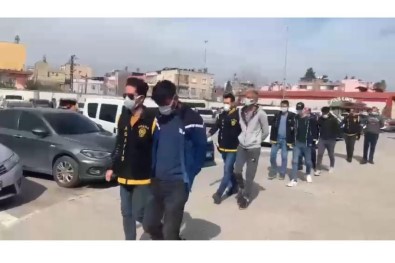Adana'da 100 Bin Lira Degerinde Malzeme Çalan 5 Hirsiz Tutuklandi