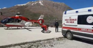 Kalp Hastasi Vatandas Ambulans Helikopterle Hastaneye Kaldirildi