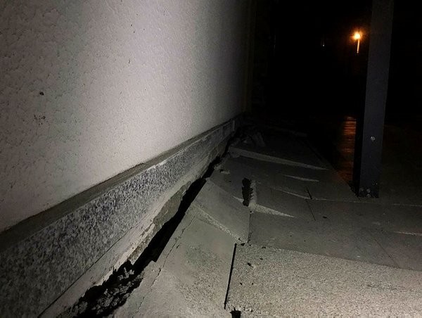 CHP'li başkanın 'prestij projem' dediği 11 milyonluk harabe! 7 yılda bitti 7 günde çöktü