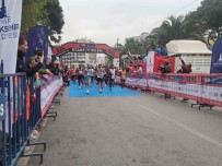 3. Uluslararasi Maraton Izmir'de Büyük Heyecan Basladi