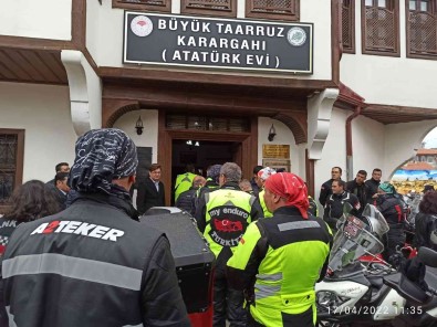 400 Motorcudan Büyük Taarruz'un Yönetildigi Atatürk Evi'ne Ziyaret