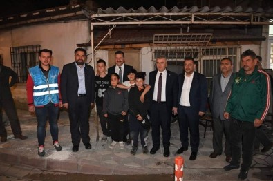 AK Yürekler Edremit'te Gönüllere Dokundu