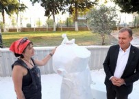 CHP'li Mersin Büyükşehir Belediyesi yeni heykeller için gün sayıyor