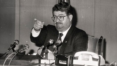 Sekizinci Cumhurbaşkanı Turgut Özal vefatının 29. yılında kabri başında anıldı!