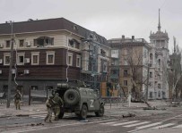 Ukrayna'dan 'Mariupol Kirmizi Çizgi Olabilir' Uyarisi