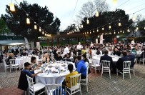 'Yetim Gülerse Dünya Güler'