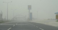 AKSARAY - Aksaray-Adana karayolu trafiğe kapandı! Kum fırtınası etkili oluyor!