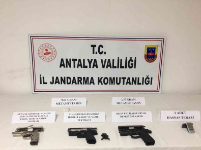 Antalya'da Jandarma Uyusturucu Ticaretine Göz Açtirmiyor Açiklamasi 5 Gözalti
