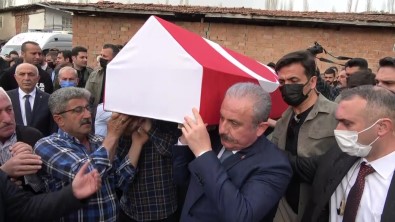 TBMM Baskani Sentop'un Vefat Eden Koruma Polisi Amasya'da Defnedildi