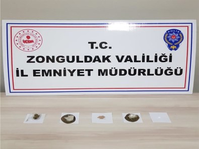 Zonguldak Polisinden Iki Ayri Uyusturucu Operasyonu Açiklamasi 9 Gözalti
