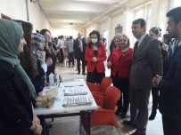 Bilesik Sanatlar Ve Kozmetik Kimya Sergisi Açildi