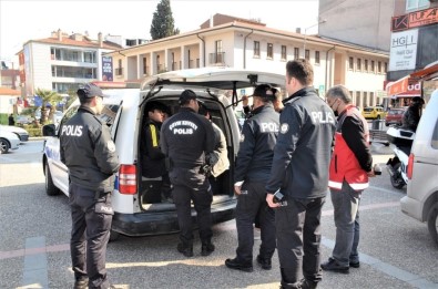 Bu Yilin Ilk 3,5 Ayinda 36 Bin 344 Düzensiz Göçmen Yakalandi, 2 Bin 545 Organizatöre Adli Islem Yapildi