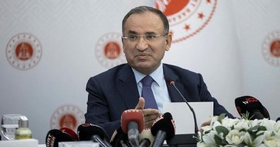 Adalet Bakanı Bozdağ'dan cezaevlerine ilişkin açıklama