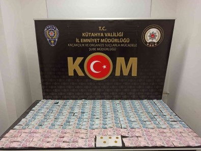 Kütahya'da Yasli Kadini Dolandiran Süpheli Iste Böyle Yakalandi