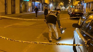 Oglunu Biçaklandigini Görünce Kursun Yagdirdi Açiklamasi 3 Yarali