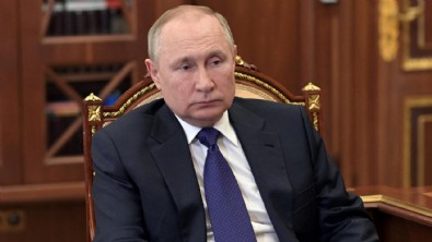 Putin'in sesi ele verdi! 35 kez uçan gizemli yolcunun sırrı