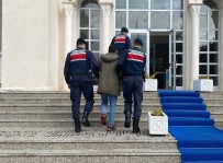 5 Yil 5 Ay Kesinlesmis Hapis Cezasiyla Araniyordu Yakalandi