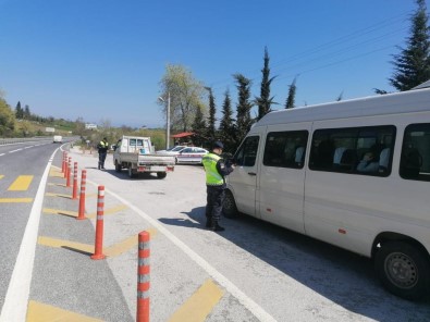 Düzce'de 11 Araç 5 Sürücü Trafikten Men Edildi
